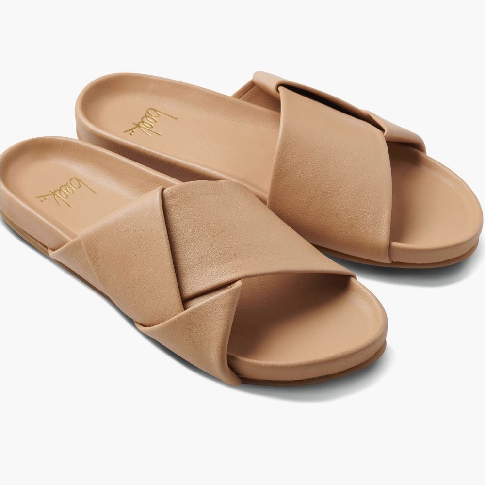 beek Tan Leather Sandals